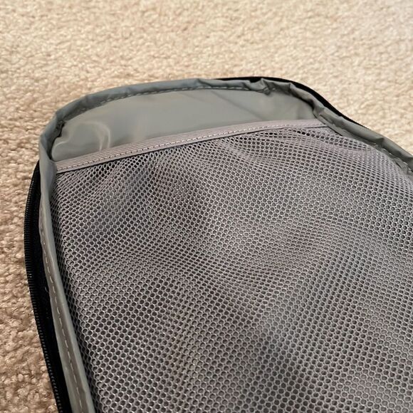 LANDS END KIDS LUNCH BOX - Picture 12 of 12